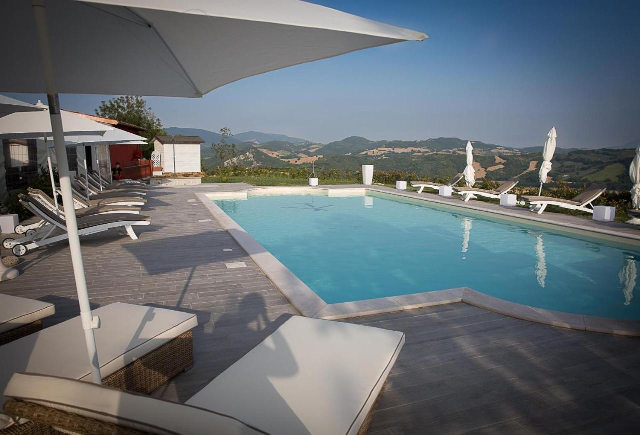 Agriturismo Le Capannacce Urbania Exterior foto